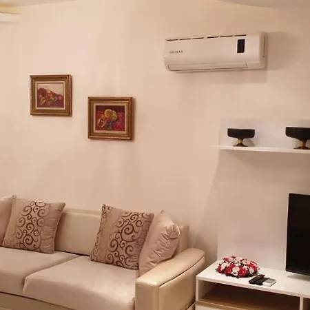 Sobieski Apartment *